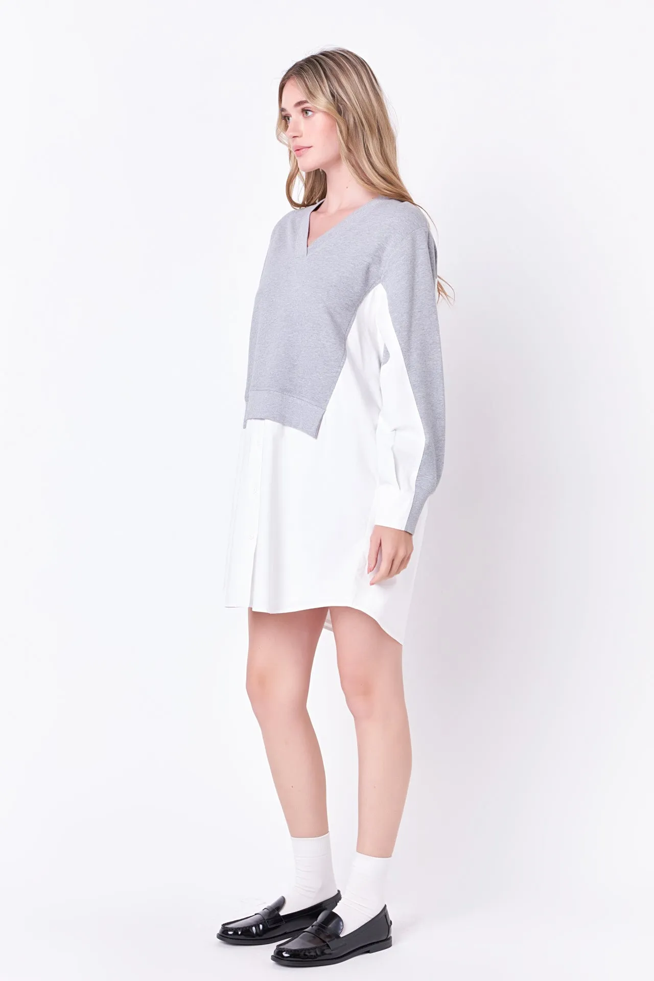 V-neck Sweatshirts Dress with Poplin